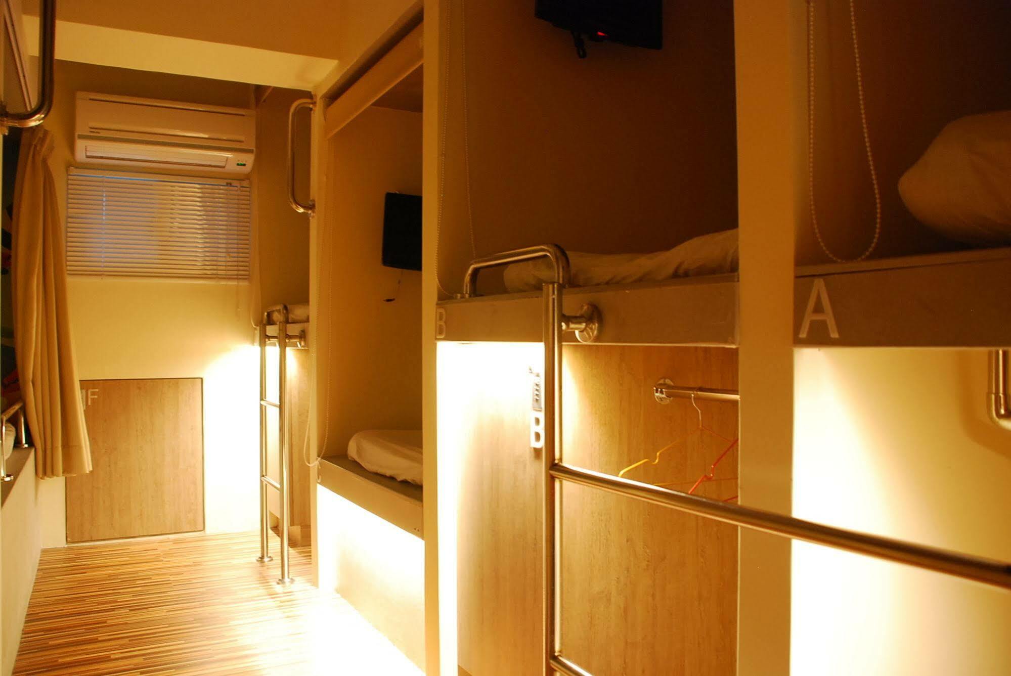 Taipei Livepal Hostel Экстерьер фото